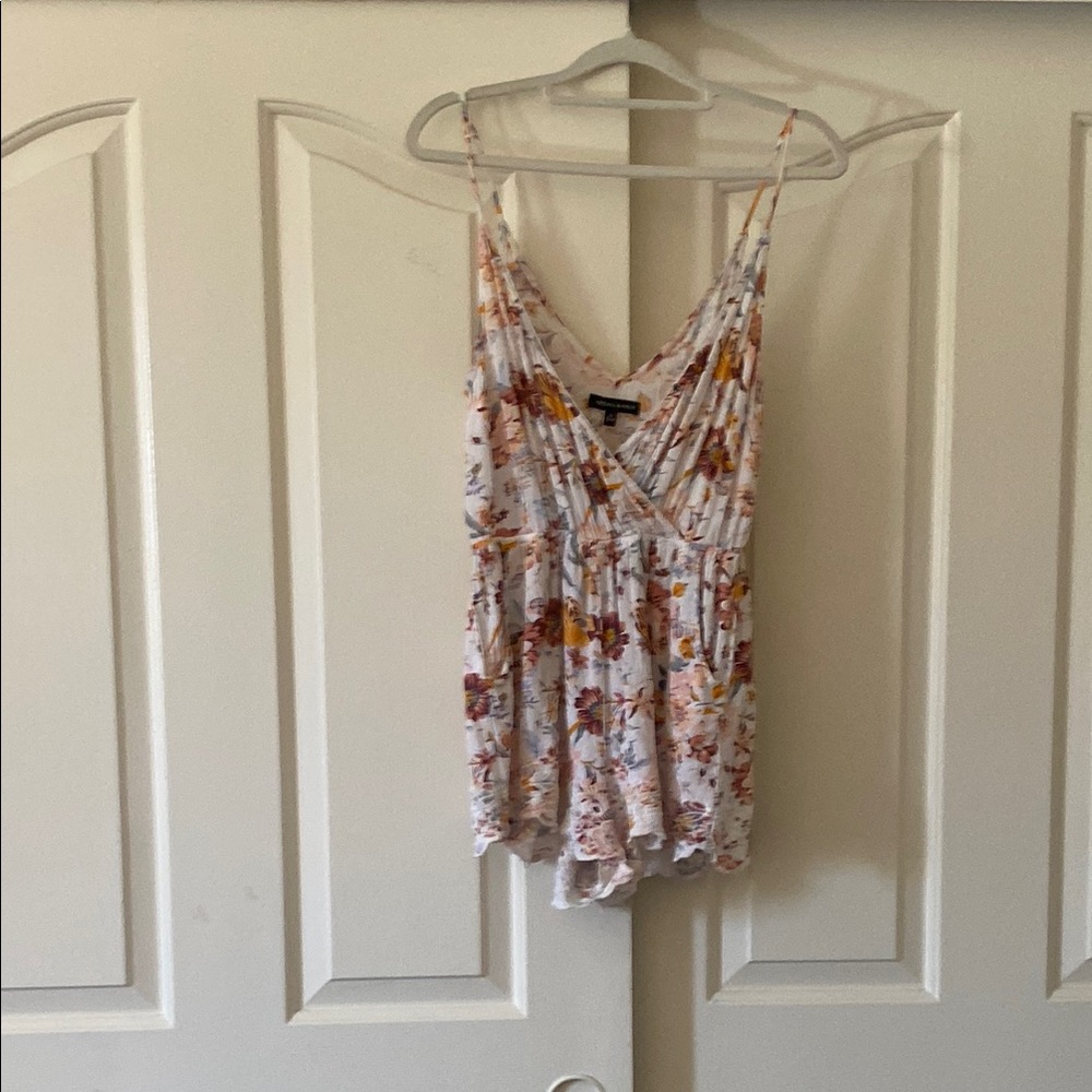 KENDALL & KYLIE Floral Sleeveless Top.. Size S